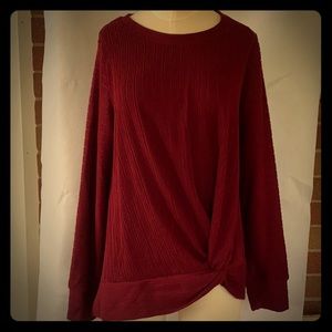 Kaleigh Gemma twist front knit top size M